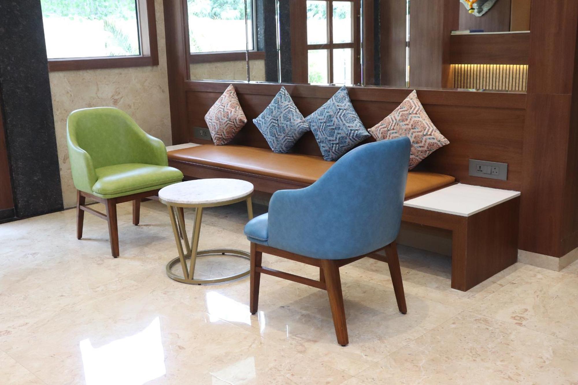 Hotel Golden Nest 탄 외부 사진